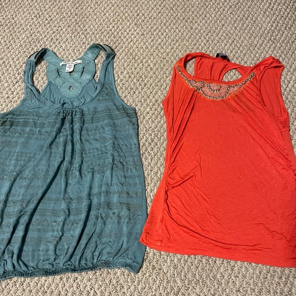 Tank shirt bundle - Picture 1 of 5